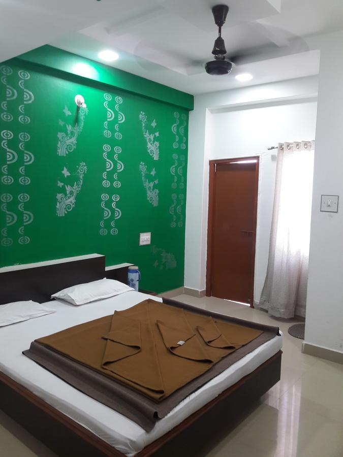 Hotel Sahara Palace Bhuj Ngoại thất bức ảnh