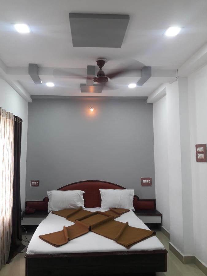 Hotel Sahara Palace Bhuj Ngoại thất bức ảnh